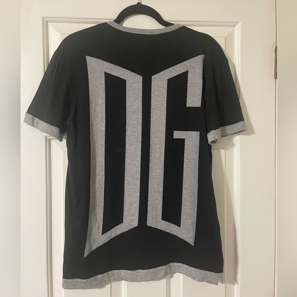 Dolce & Gabbana “Love is a beautiful T-shirt” - Picture 3 of 6